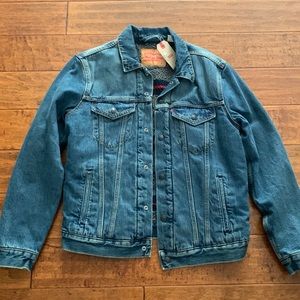 Levi’s Trucker Sherpa Jean Denim Jacket